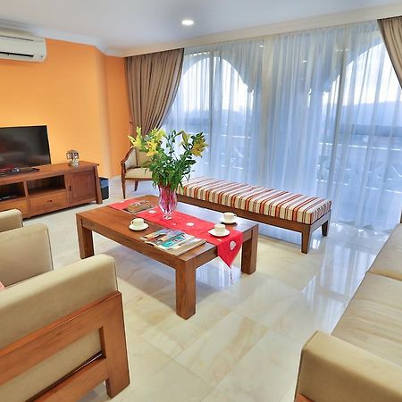 Kapitan Hill @ Cempenai Parc Residences Bukit Damansara Kültér fotó